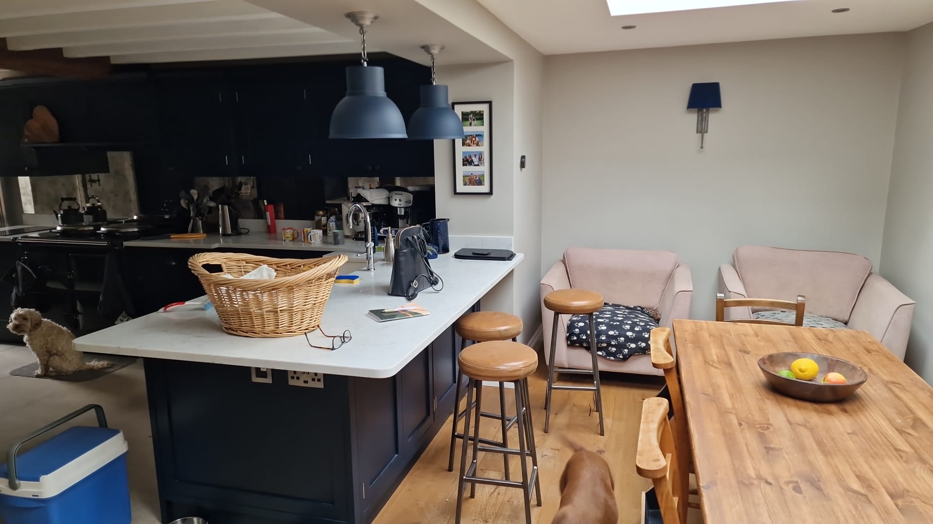 Kitchen island and dining space, a finished project from the Alpha Renovations kitchen gallery