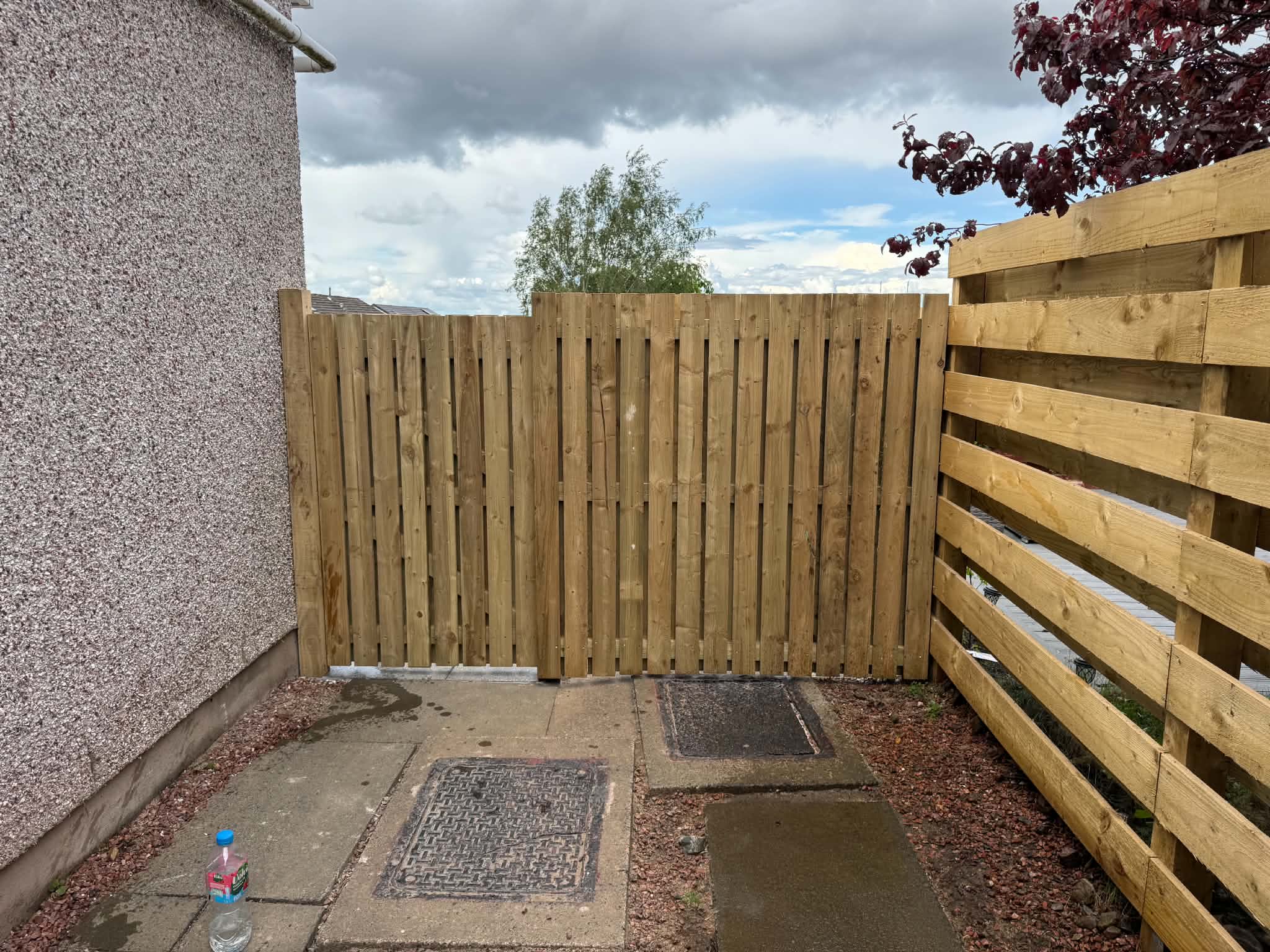 New slatted fencing and gate built by JV Handyman & Garden Services