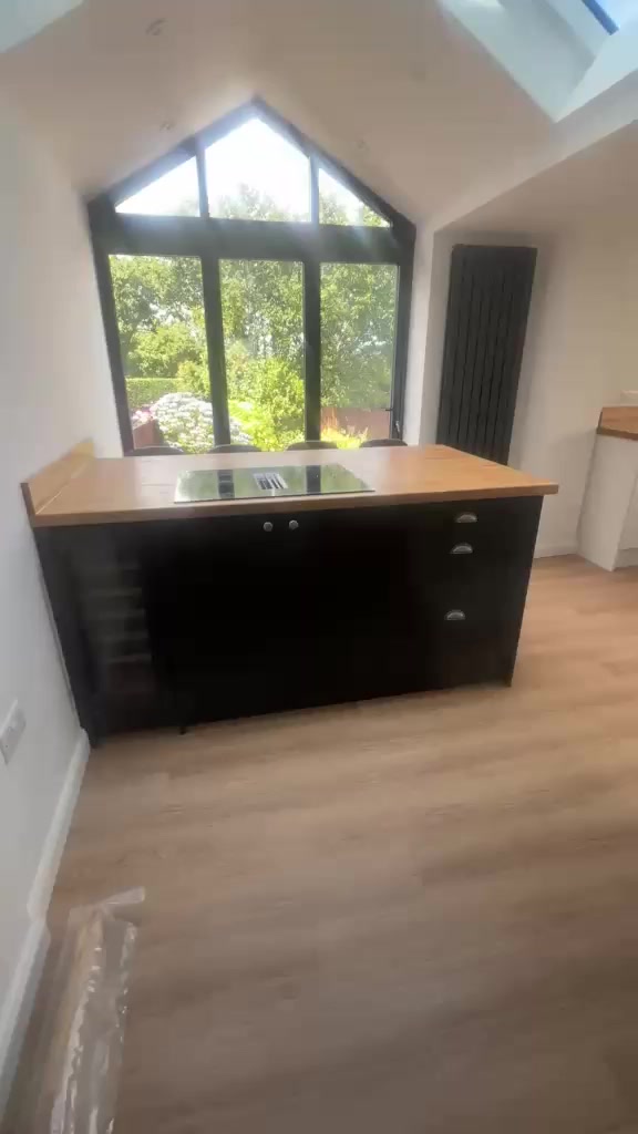 Walk-through film of a kitchen refit by Truscon